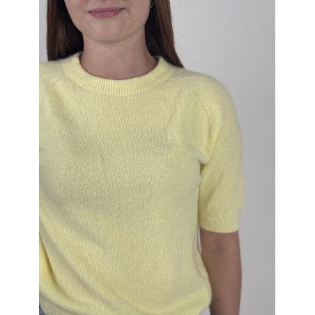 Pull en maille léger doux jaune GIGI