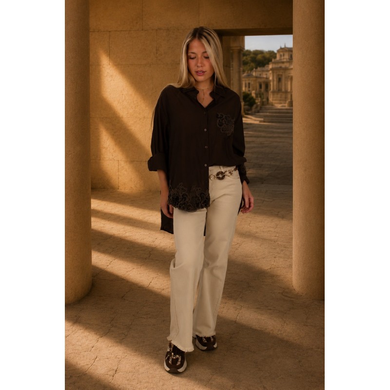 Chemise légère à broderies choco BRUNETTA