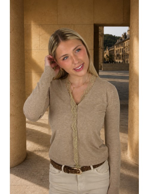 Gilet doux à dentelles beige GABRIELA