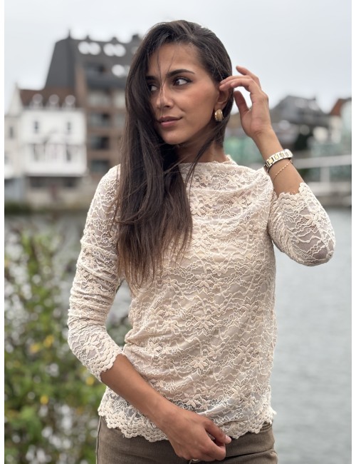 Blouse en dentelles transparente beige Malika