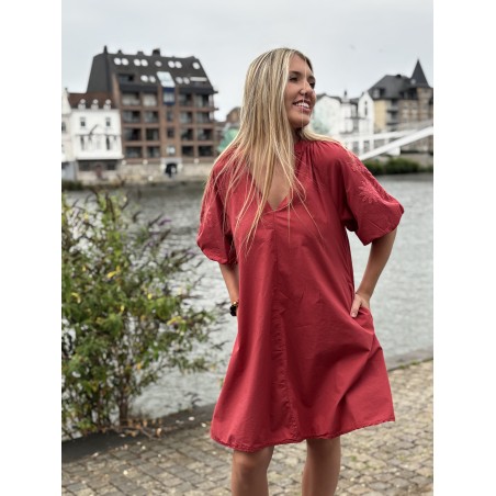 Robe courte à manches bouffantes brodées Bordeaux Christelle