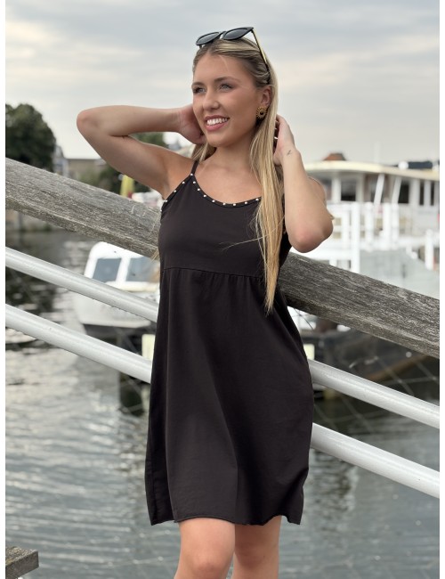 Robe courte à fines bretelles et détails cloutés choco Sophie