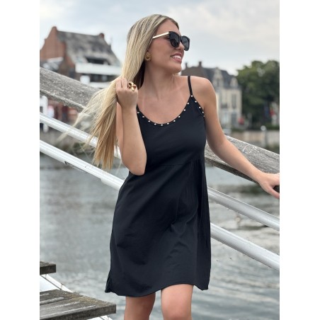 Robe courte à fines bretelles et détails cloutés noire Sophie