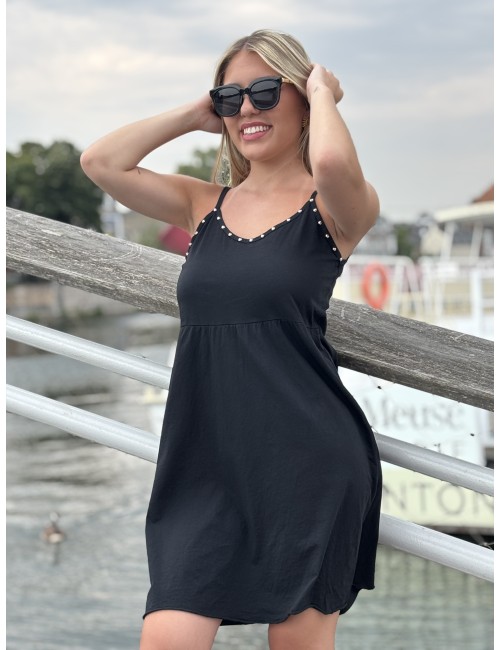 Robe courte à fines bretelles et détails cloutés noire Sophie