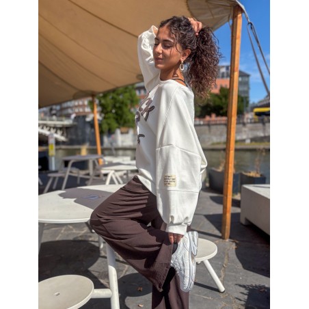 Sweat-shirt oversize à motifs en strass beige FANNY
