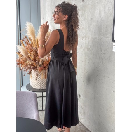 Robe longue fluide et évasée noire ALICIA