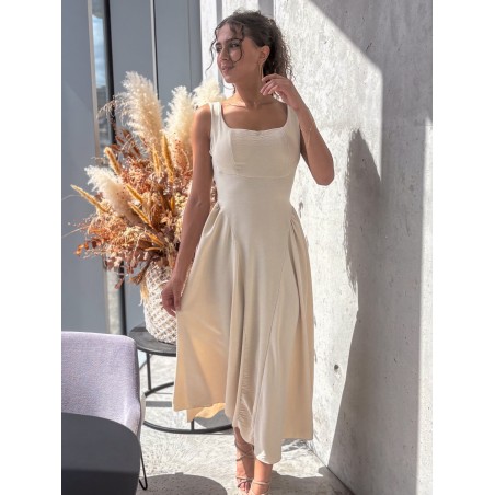 Robe longue fluide et évasée beige ALICIA