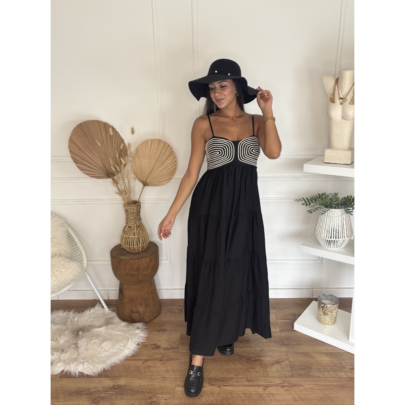 Robe longue brodée noir Segolene