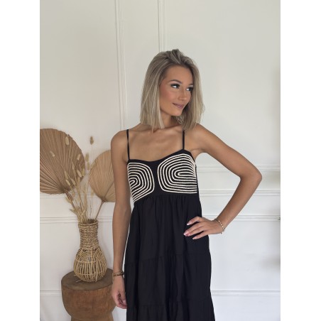 Robe courte brodée noir Rita