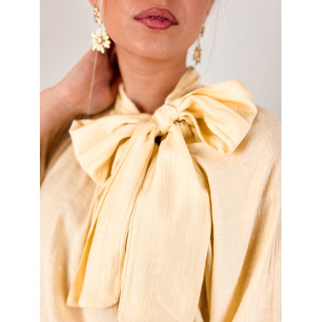 Blouse légère à noeud jaune Nawel