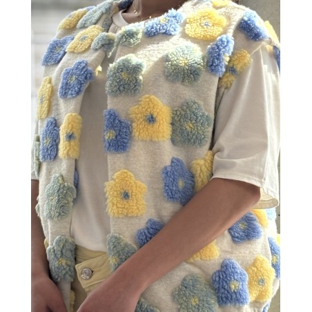 Gilet sans manche relief à fleurs bleu Audrey